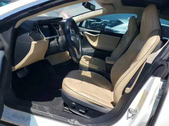 2013 Tesla Model S Performance