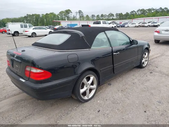 2000 Mercedes-Benz CLK-Class