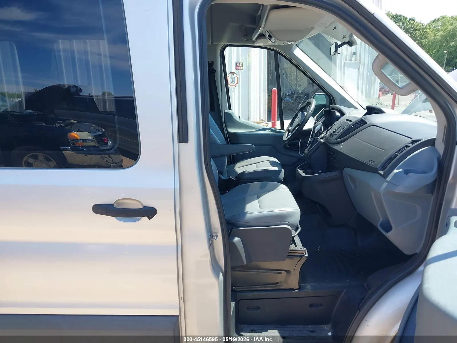 2015 Ford Transit Wagon XL