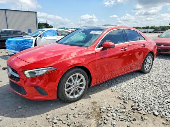 2019 Mercedes-Benz A-Class A 220