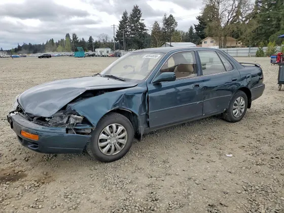 1995 Toyota Camry LE