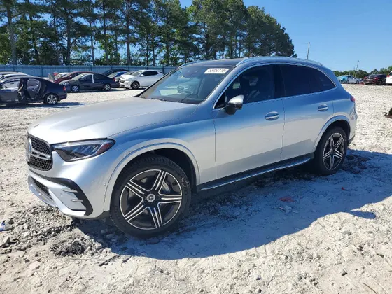2024 Mercedes-Benz GLC GLC 300