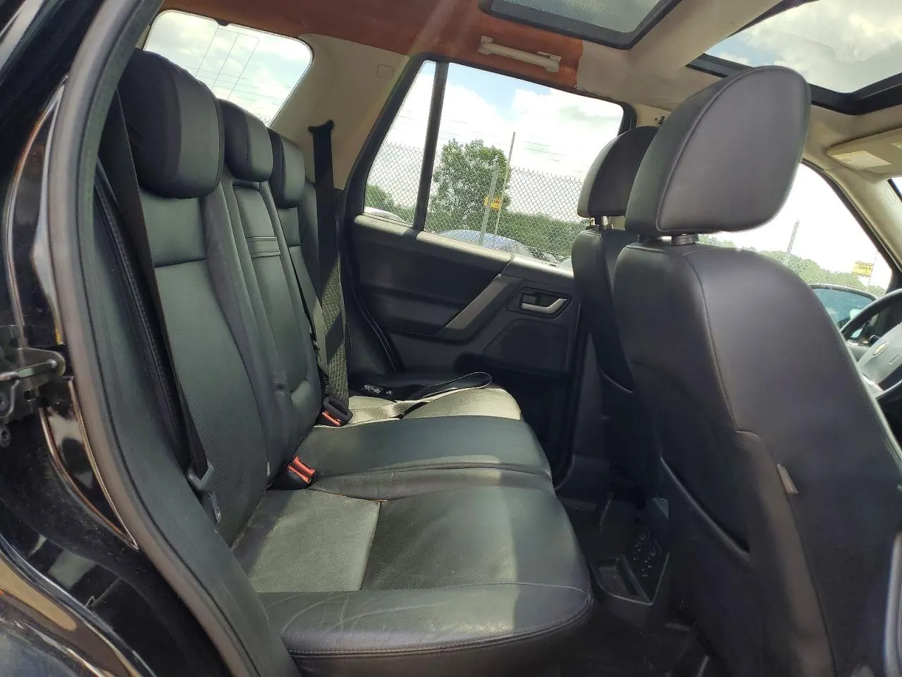 2008 Land Rover LR2 SE