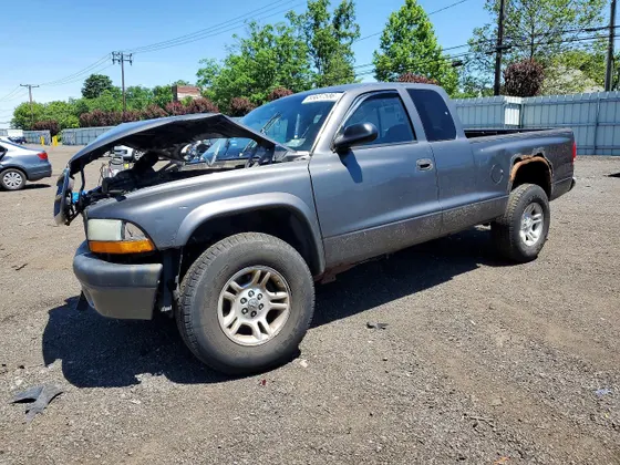 2003 Dodge Dakota Sport