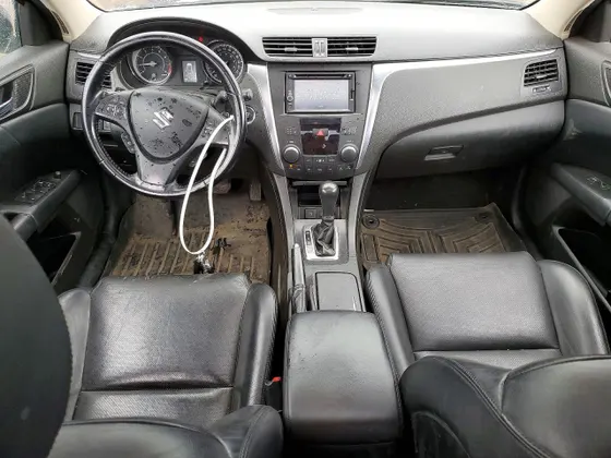 2013 Suzuki Kizashi SLS