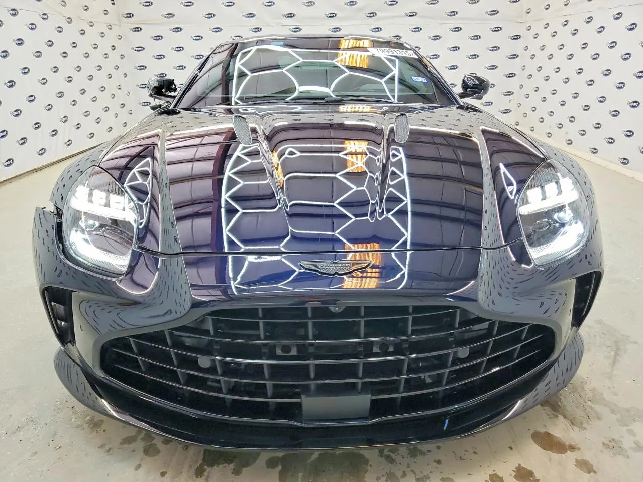 2025 Aston Martin Vantage