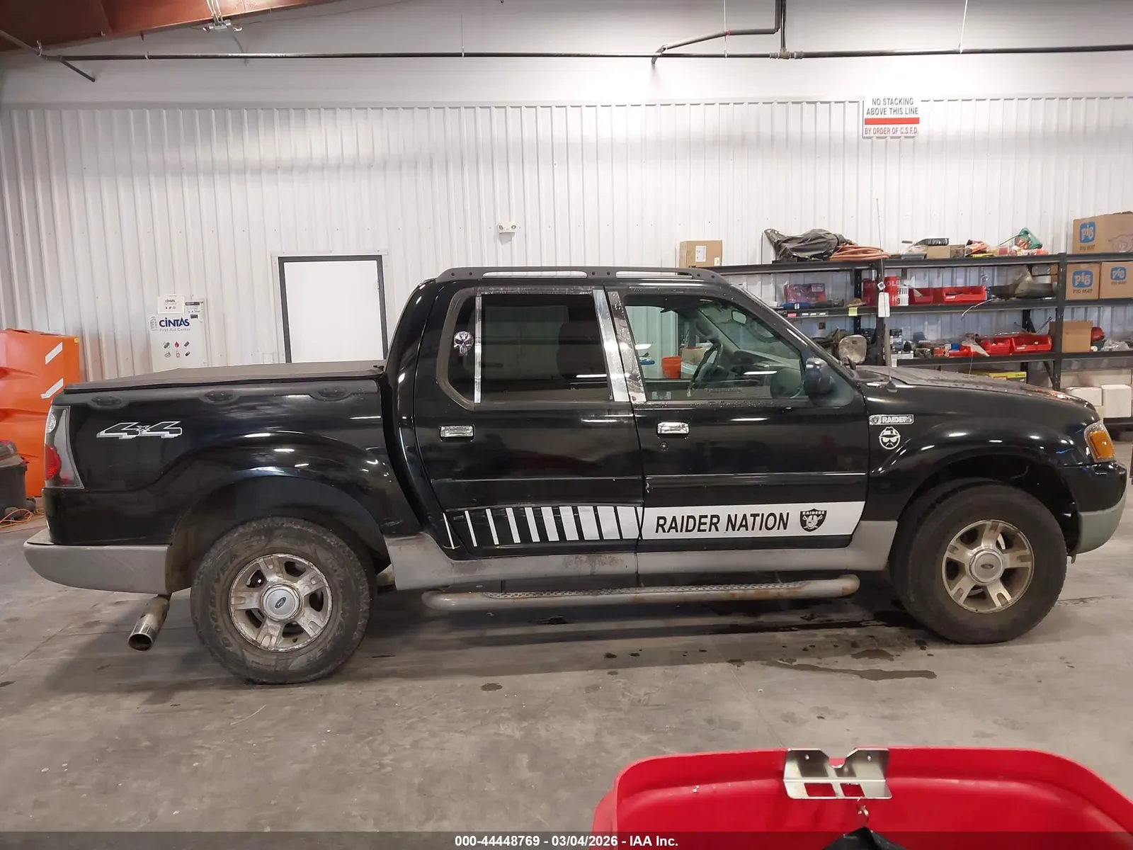 2003 Ford Explorer Sport Trac XLS