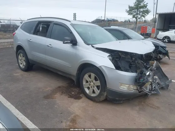 2011 Chevrolet Traverse LT w/2LT