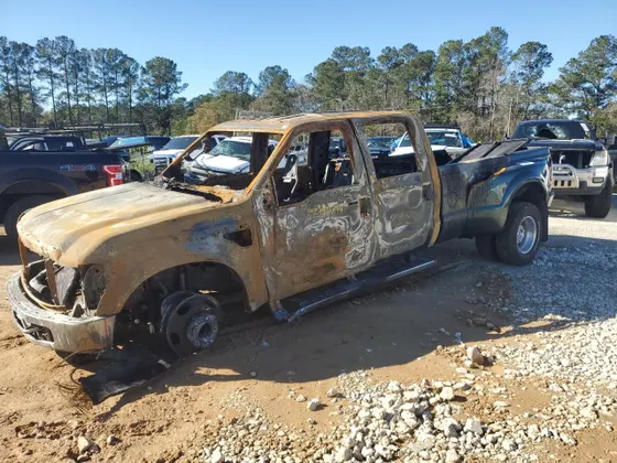 2010 Ford Super Duty F-350 DRW XL