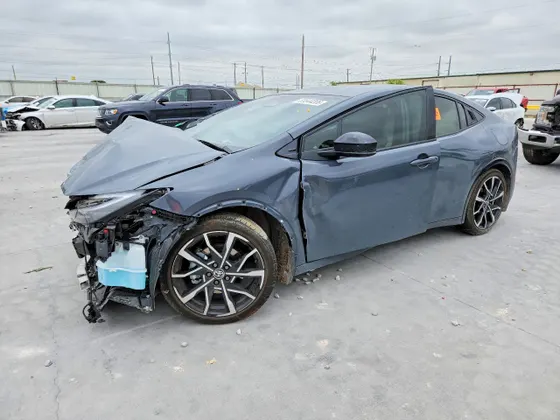 2026 Toyota Prius Plug-In Hybrid Nightshade