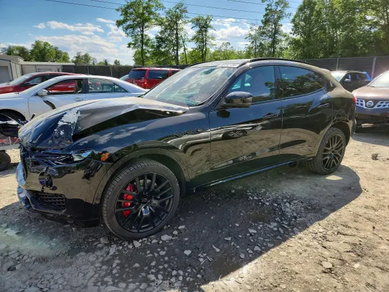 2017 Maserati Levante S