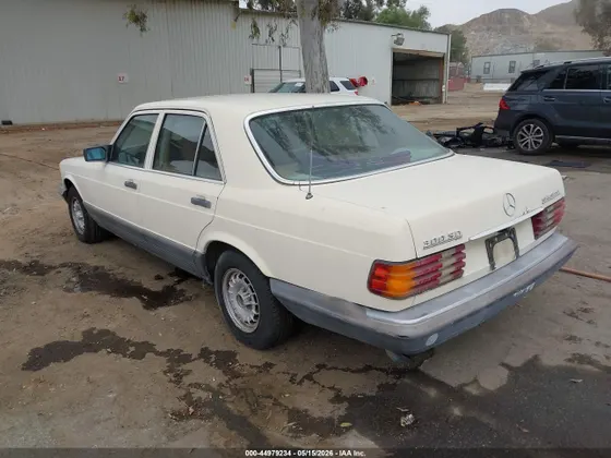 1982 Mercedes-Benz 300 Series 300SD