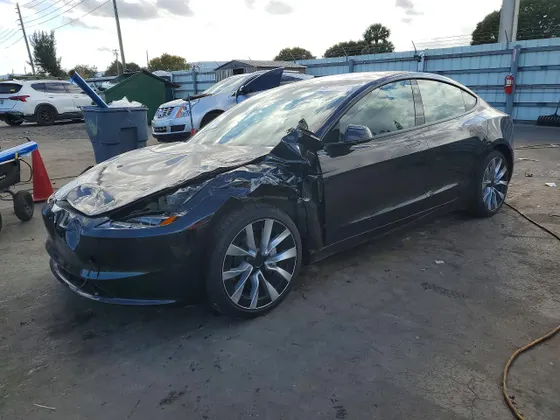 2025 Tesla Model 3 Long Range