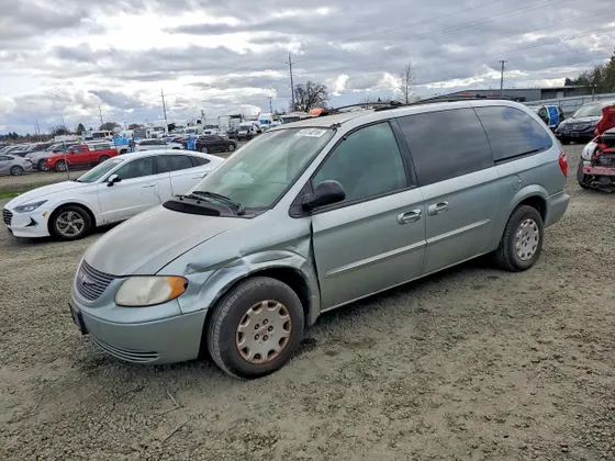 2003 Chrysler Town & Country LX