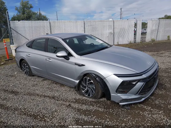 2026 Hyundai Sonata Hybrid Blue