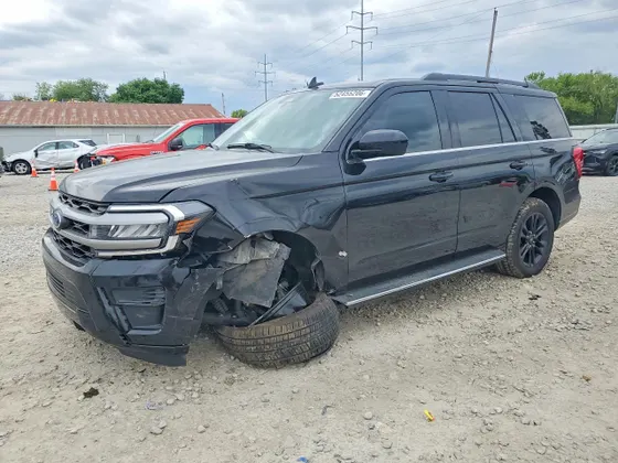 2022 Ford Expedition XLT