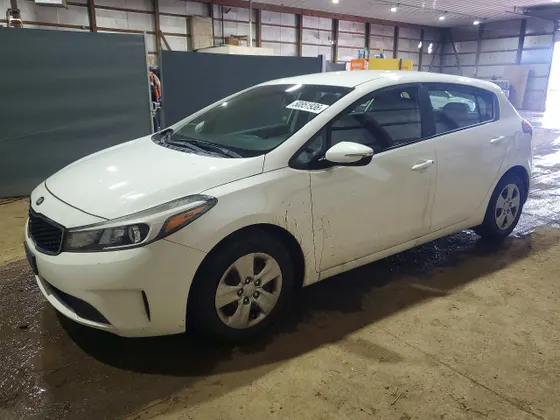 2017 Kia Forte5 LX
