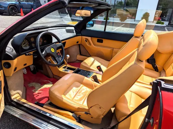 1989 Ferrari MONDIAL T CABRIOLET
