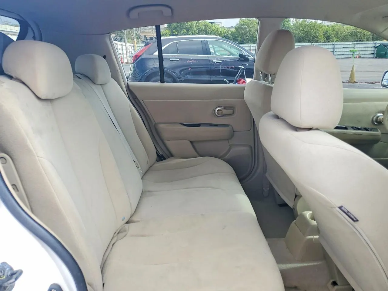 2008 Nissan Versa 1.8 SL