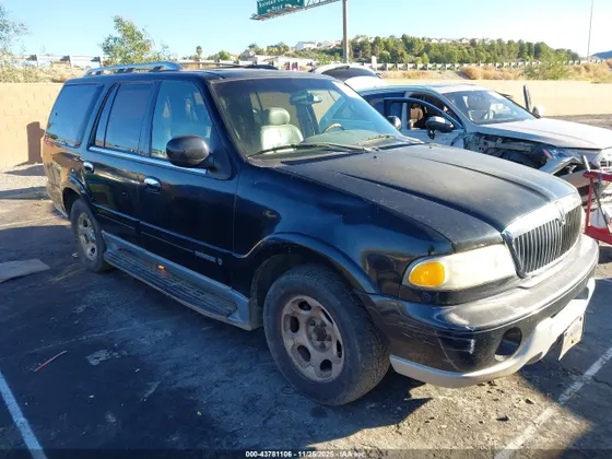 2002 Lincoln Navigator