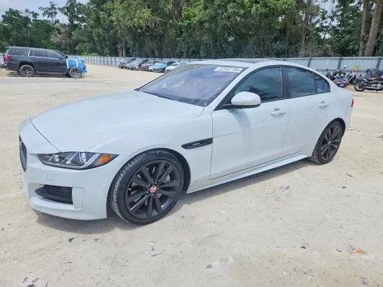 2017 Jaguar XE 35t R-Sport
