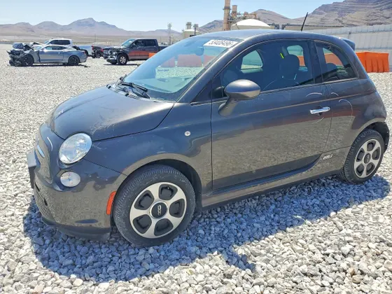 2016 FIAT 500e 500