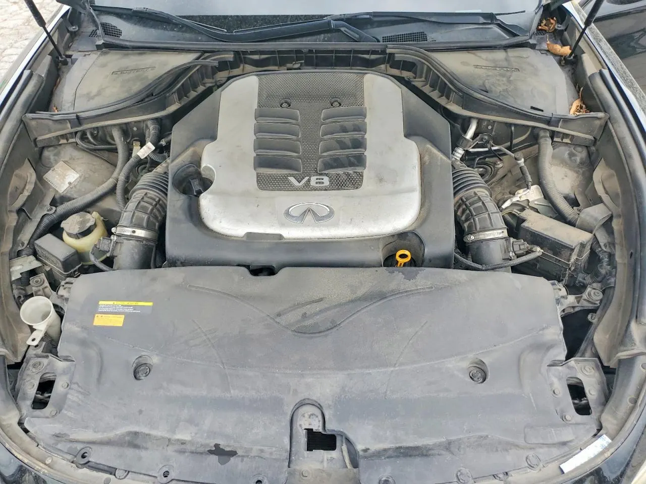 2011 INFINITI M56