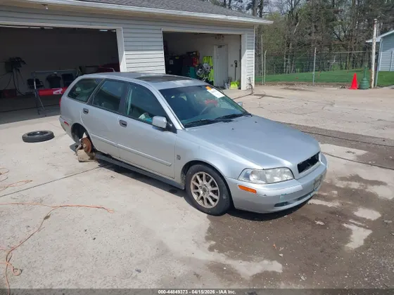 2004 Volvo V40 A/LSE