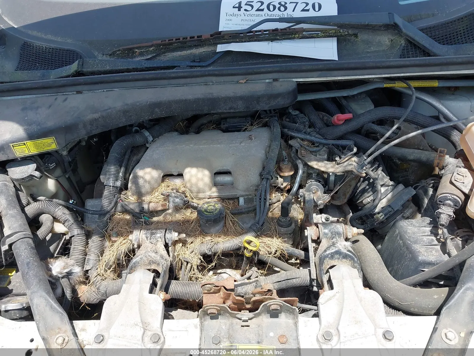 2000 Pontiac Montana M16
