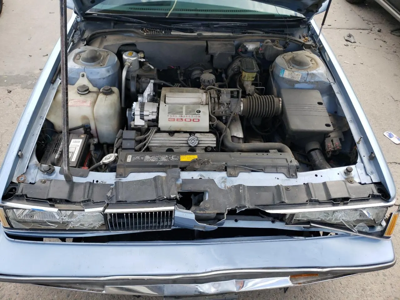 1989 Oldsmobile Delta 88 ROYALE