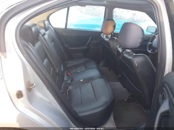 2002 INFINITI G20 Luxury