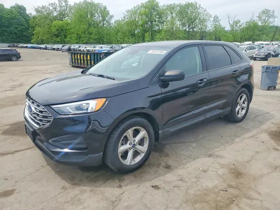 2020 Ford Edge SE