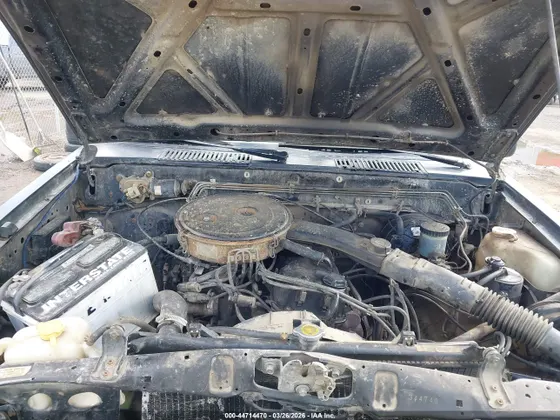 1989 Nissan Hardbody SHORT BED
