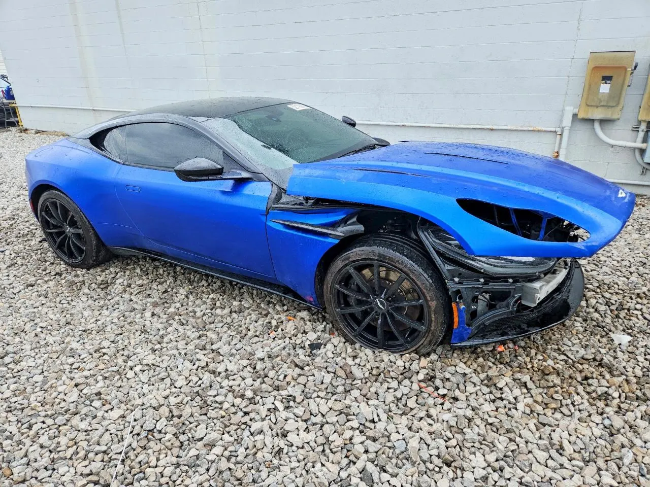 2020 Aston Martin DB11 AMR