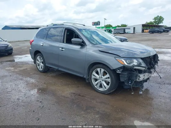 2018 Nissan Pathfinder SL