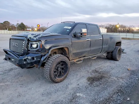 2015 GMC Sierra 3500HD available WiFi Denali