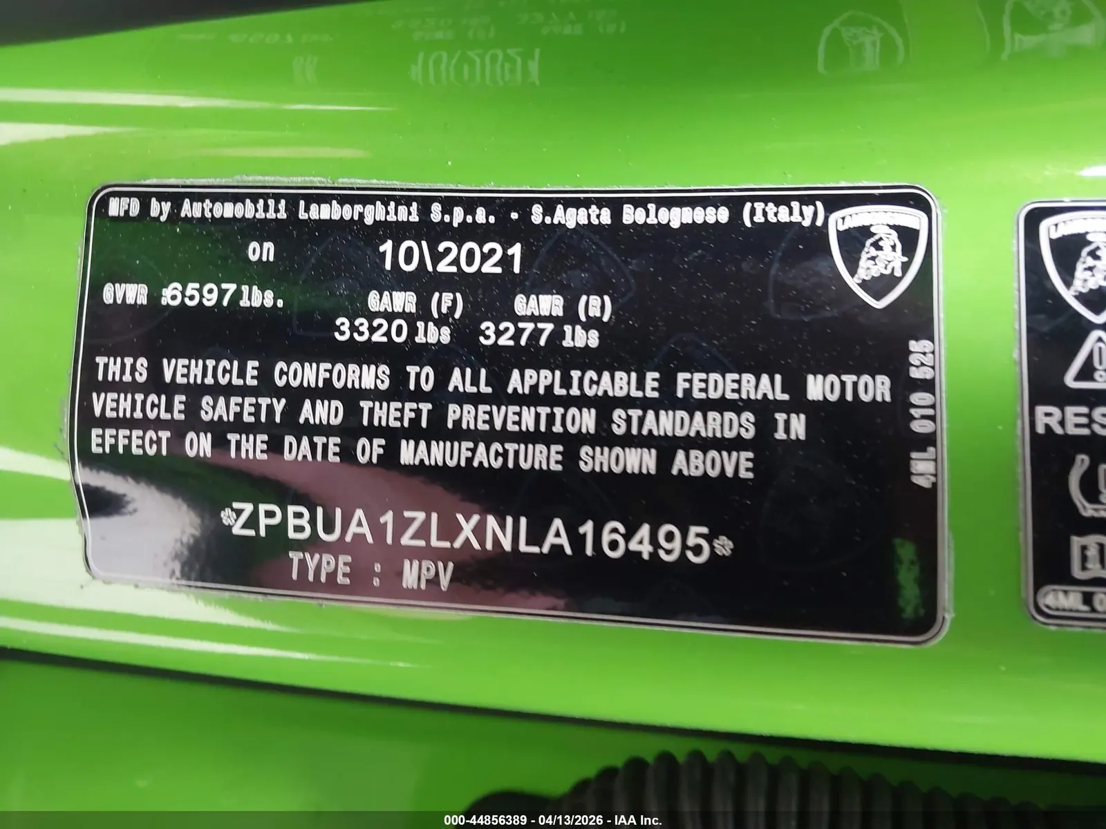 2022 Lamborghini Urus GRAPHITE CAPSULE/PEARL CAPSULE