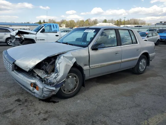 1993 Plymouth Acclaim