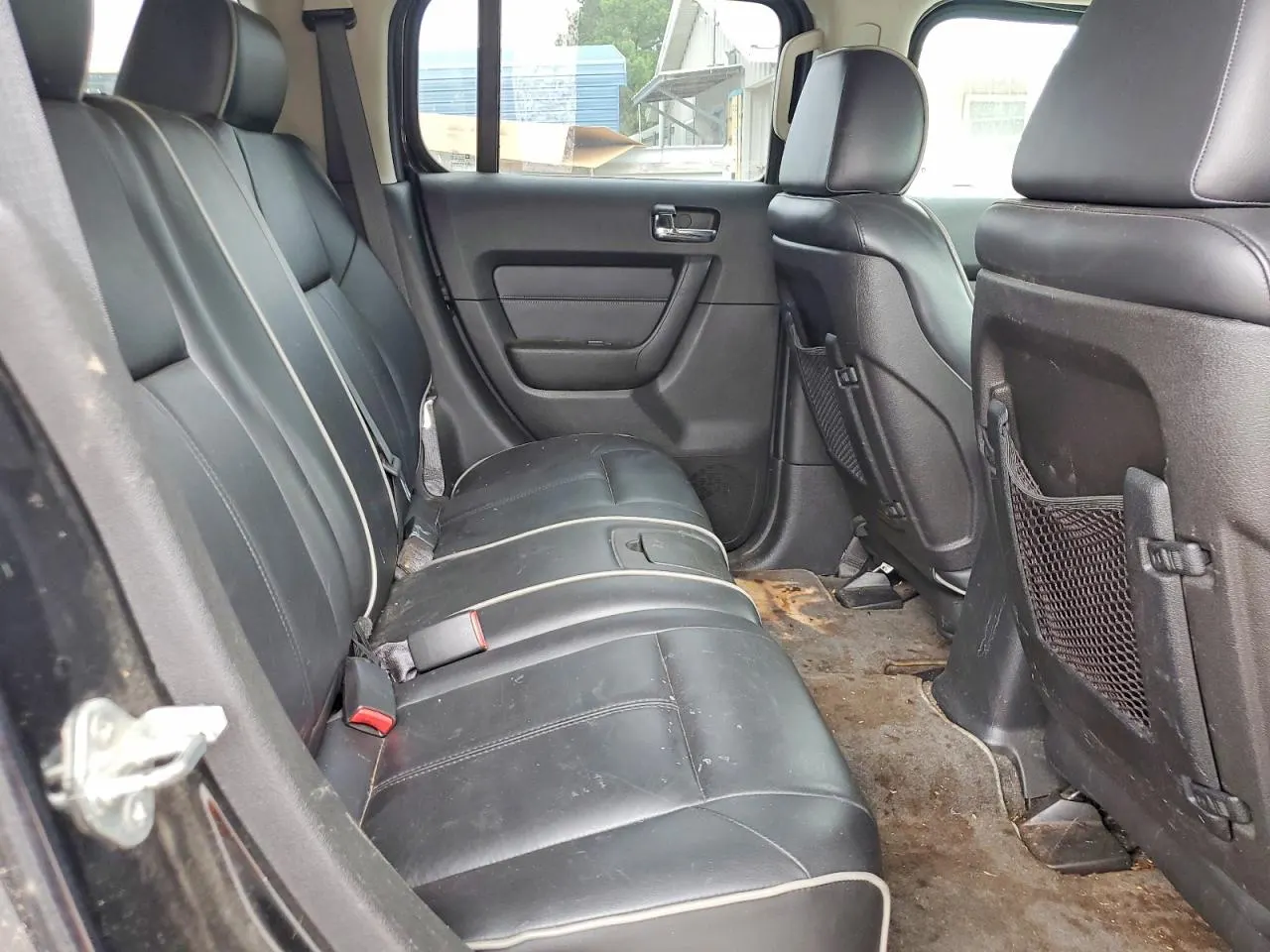 2010 HUMMER H3 SUV Luxury