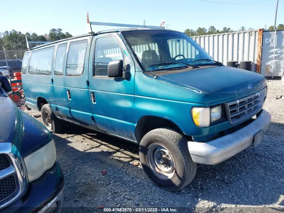 1995 Ford Club Wagon XL