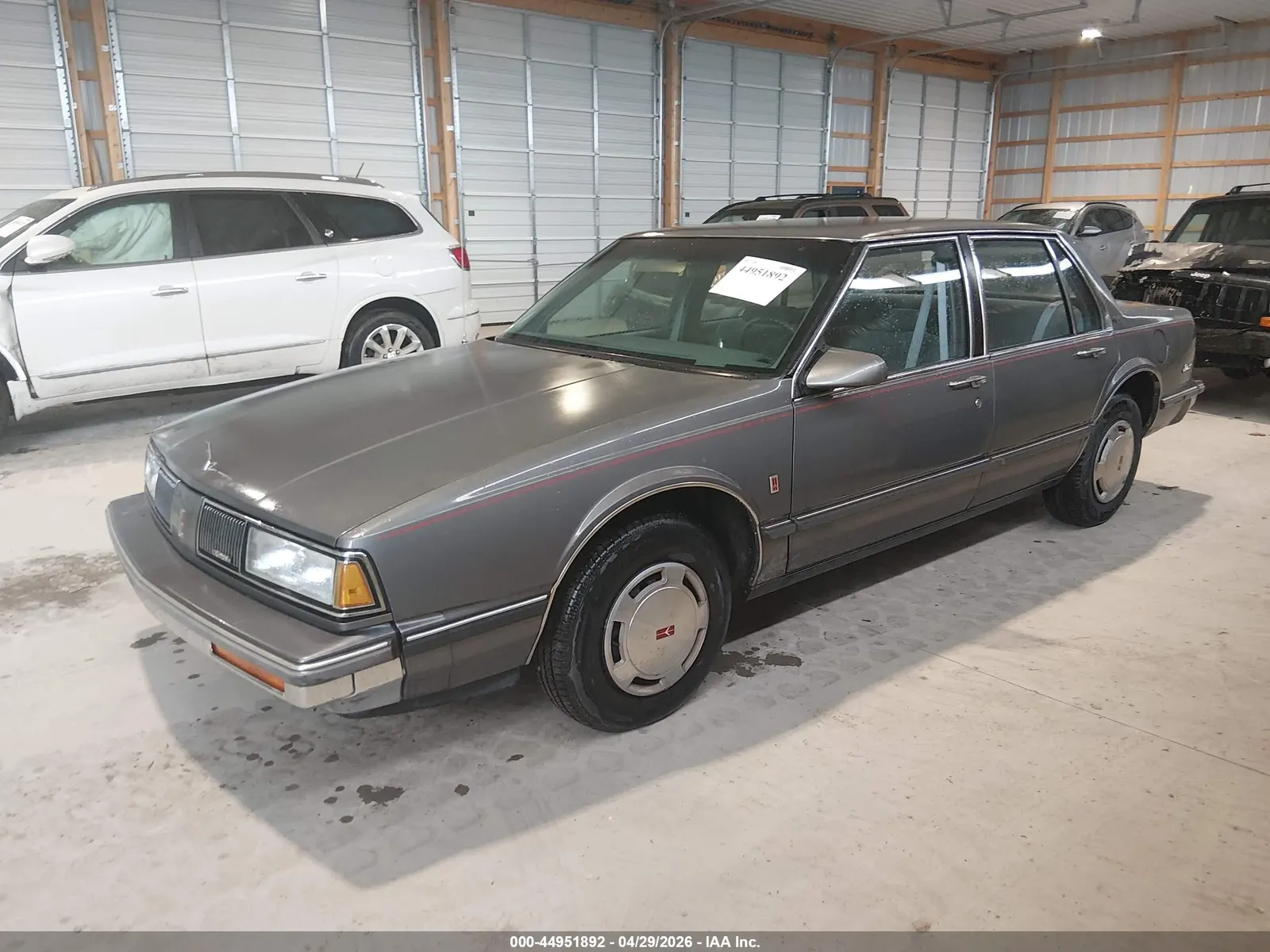 1988 Oldsmobile Delta 88 ROYALE