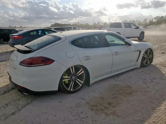 2014 Porsche Panamera S E-Hybrid