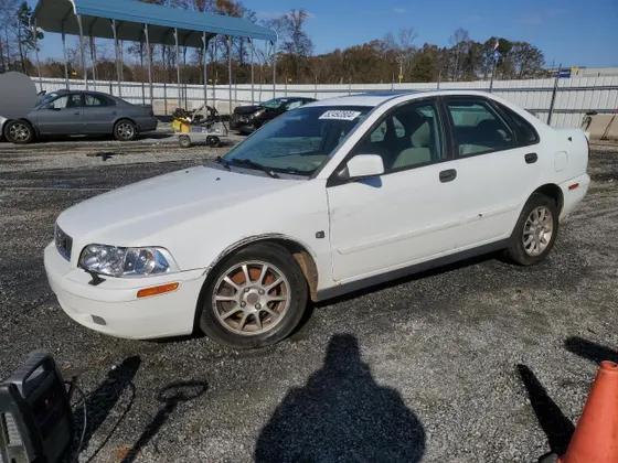 2003 Volvo S40 1.9T