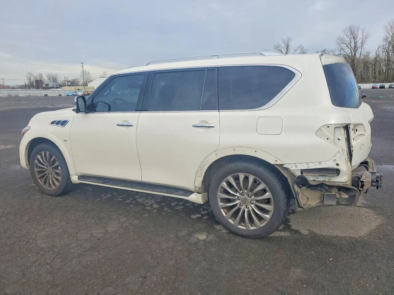 2017 INFINITI QX80
