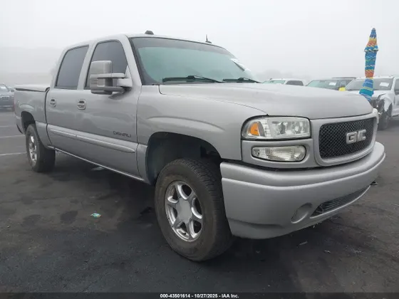 2005 GMC Sierra Denali DENALI
