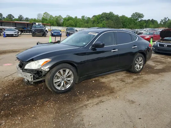 2012 INFINITI M37