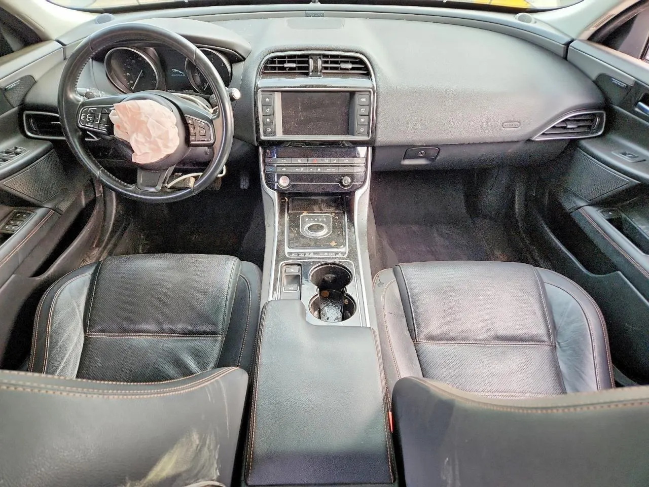 2017 Jaguar XE