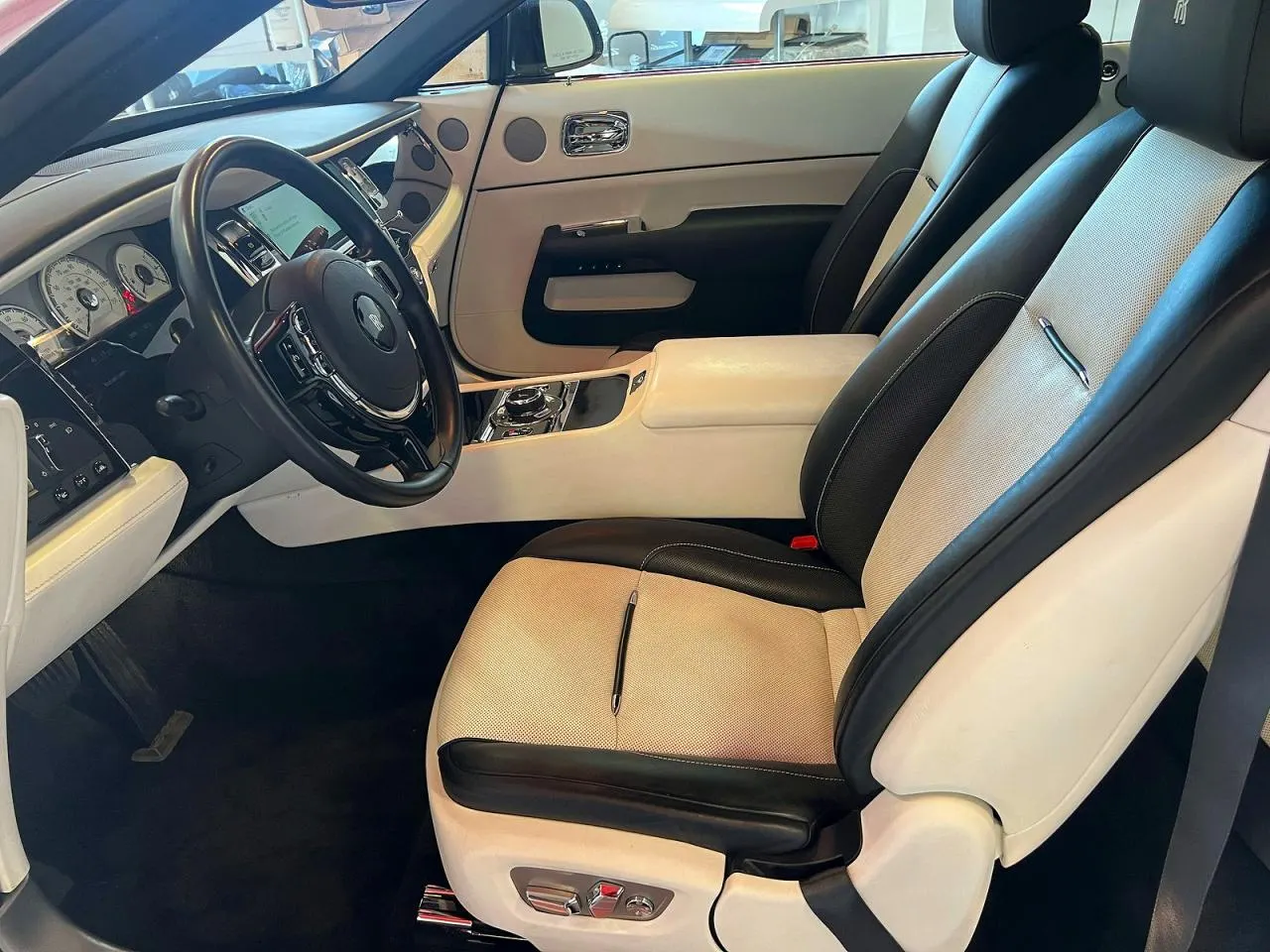 2017 Rolls-Royce Dawn