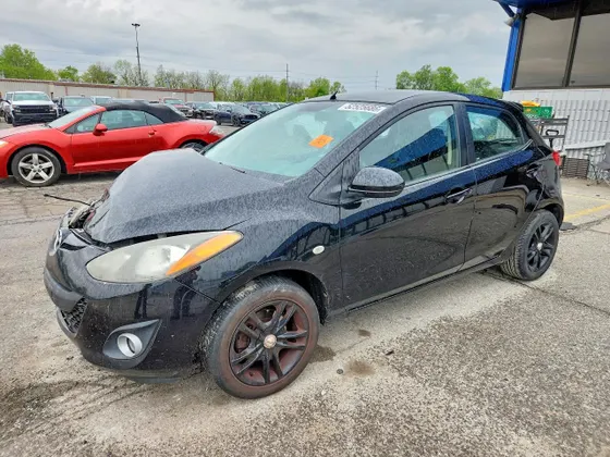 2013 Mazda Mazda2 Touring