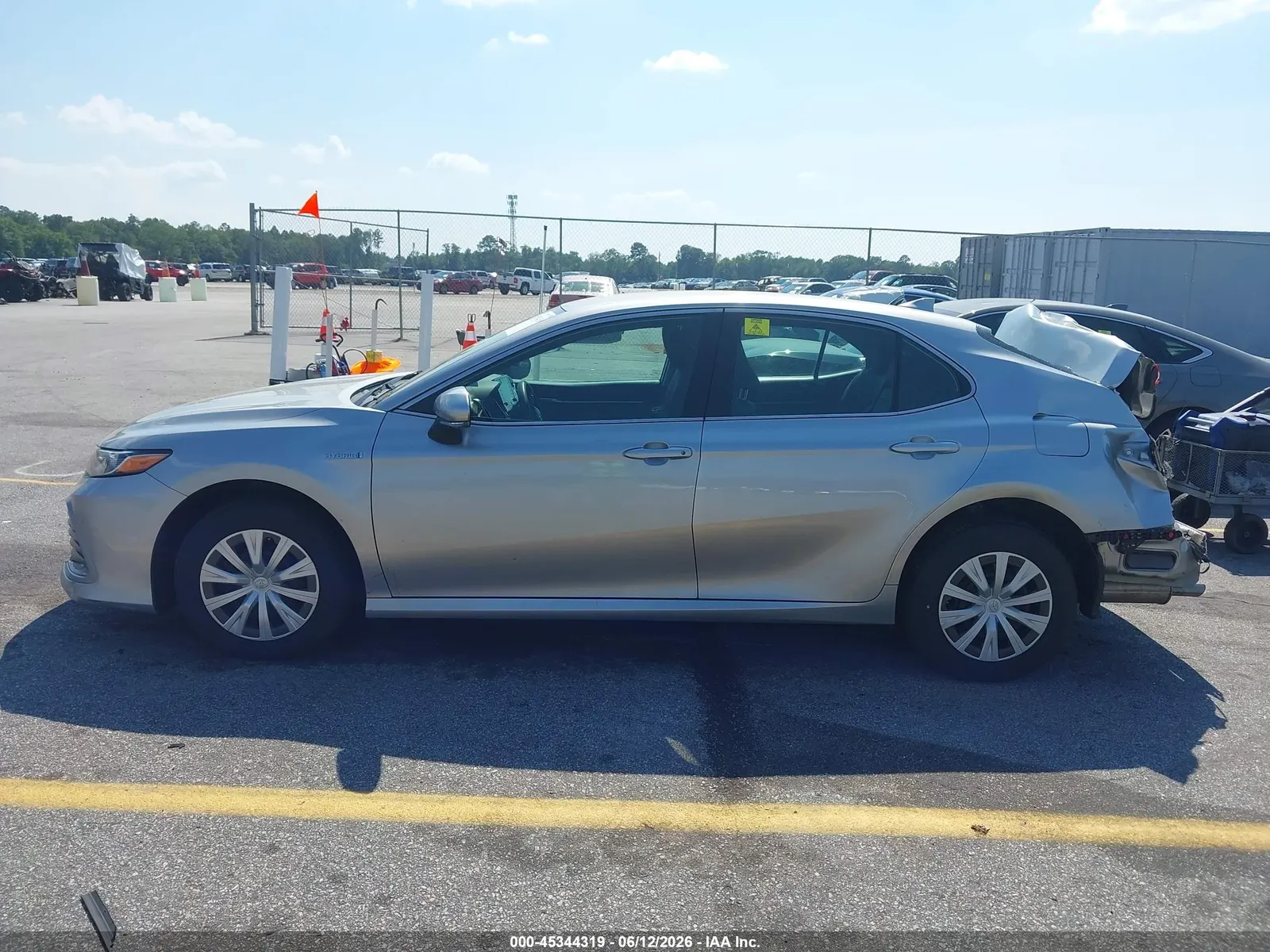 2021 Toyota Camry Hybrid LE